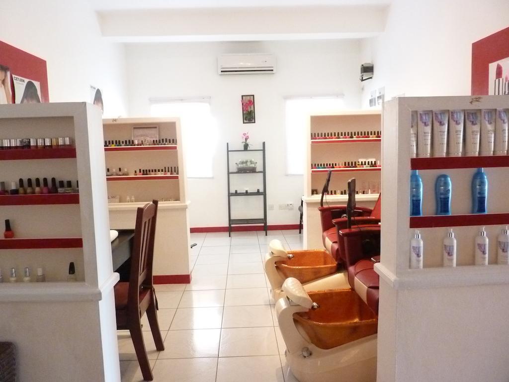 La Heliconia & Day Spa St. George's ภายนอก รูปภาพ